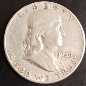 1949 D Ben Franklin Half Dollar.